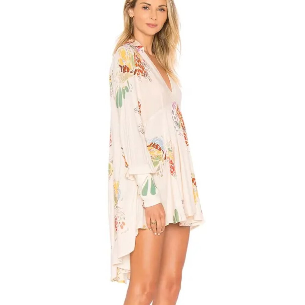 FREE PEOPLE Field Of Butterflies Tunic Top Size Medium Boho Chic Hi-Low - Picture 2 of 13